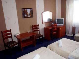 Отель Hotel Rubbens & Monet Торунь Классический двухместный номер с 1 кроватью или 2 отдельными кроватями-2