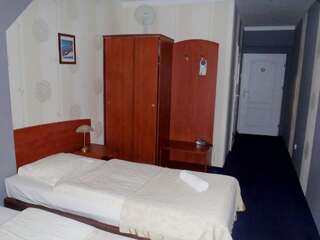 Отель Hotel Rubbens & Monet Торунь Классический двухместный номер с 1 кроватью или 2 отдельными кроватями-4